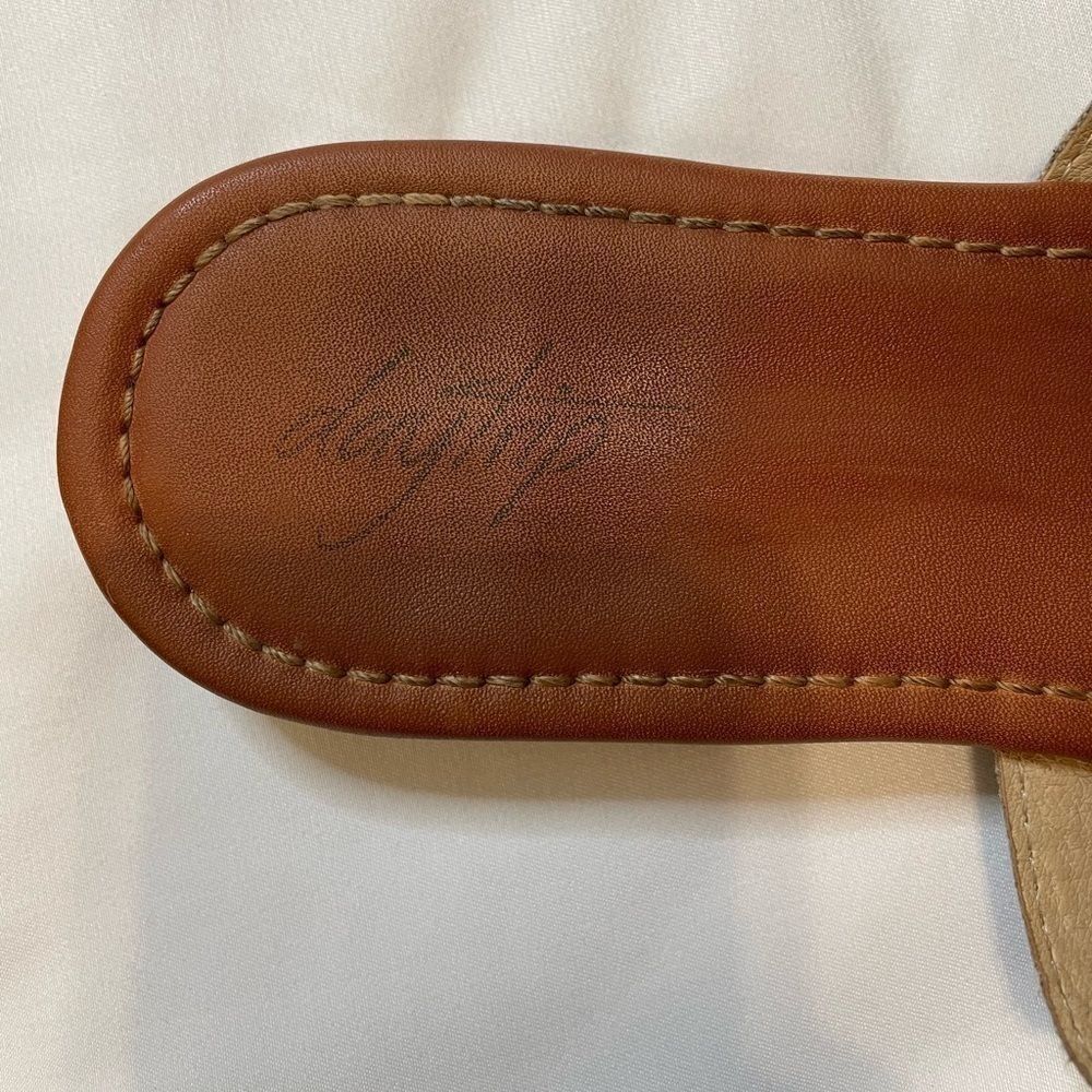 Daytrip size 7 brown and white sandals - Picture 4 of 4